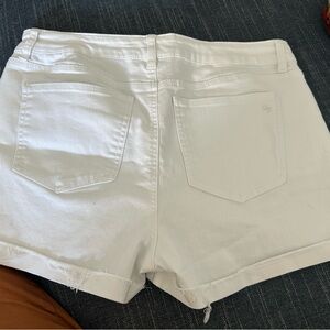Souther tide shorts. size 32 for $20 or best offer. Excellent